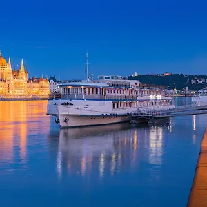 Grand Jules - Boat Hotel en barco