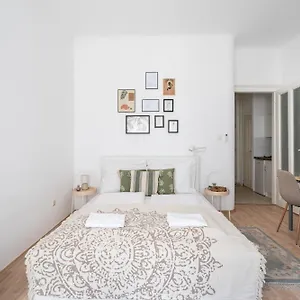 Gleaming Wise Studio Apartamento